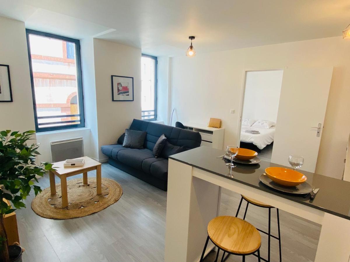 Le Combarel Apartment Rodez Bagian luar foto